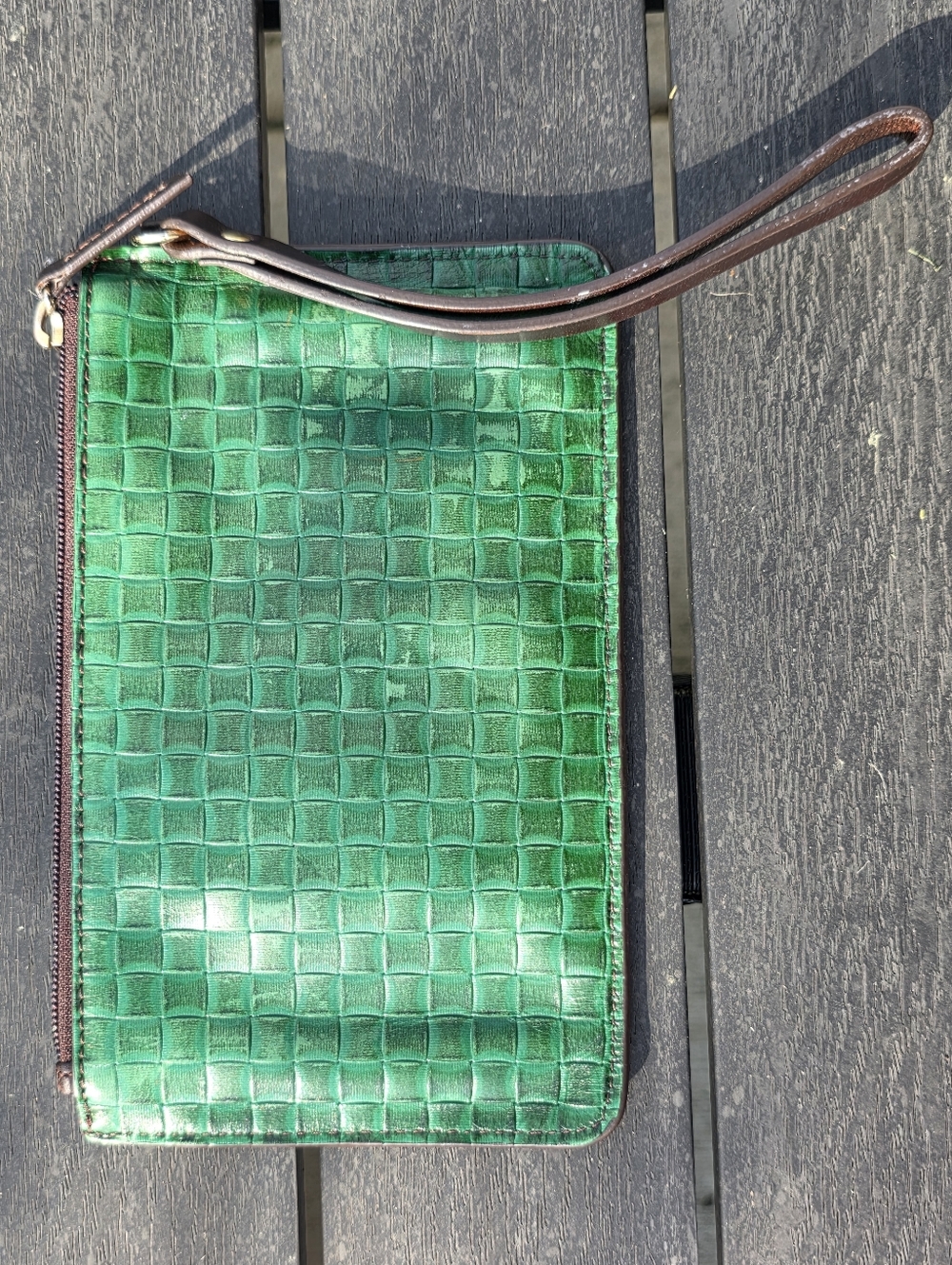 Dooney & Bourke Beguiling Shamrock Green Woven Tote and Matching Large Wristlet - Picture 6 of 16